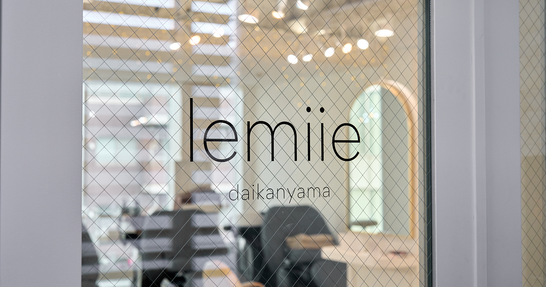 サブビジュアル