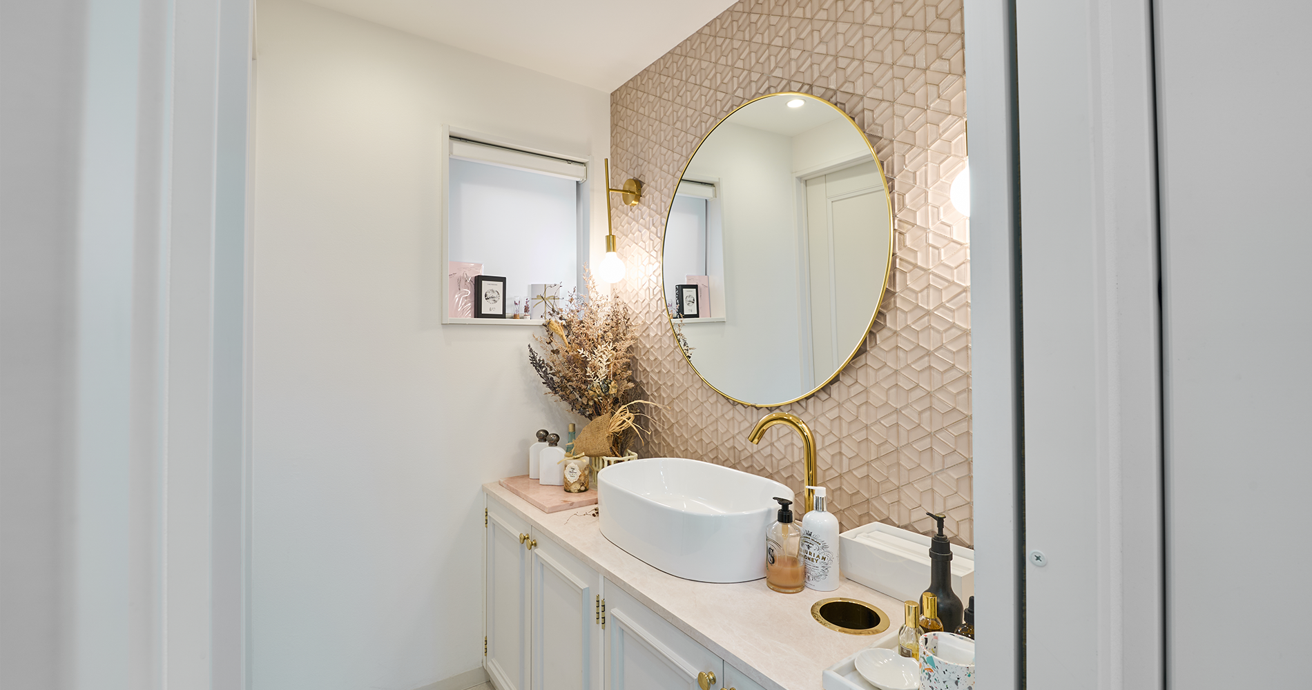 サブビジュアル